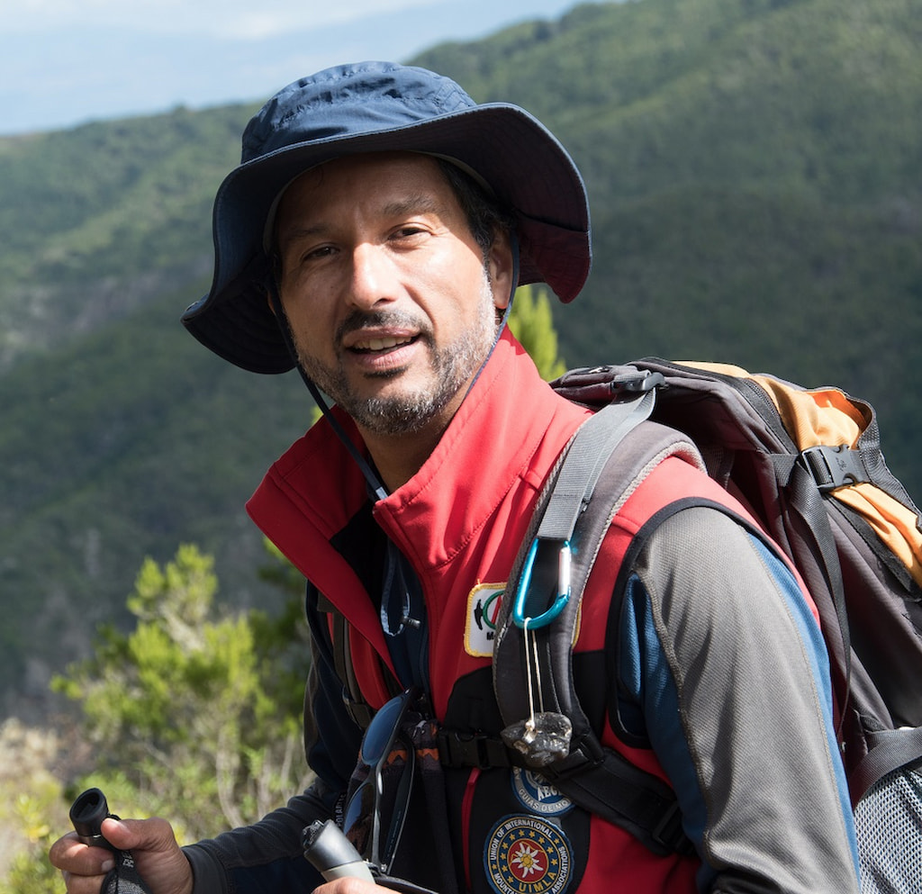 Sergio Flores Menéndez mountain guide